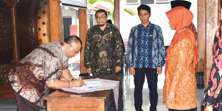 Sekda Banyumas Lantik 12 Pejabat Fungsional